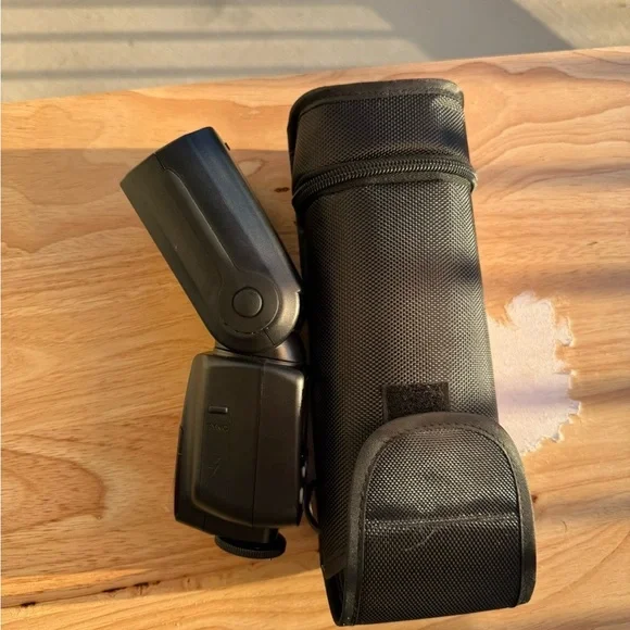 Sunpak DF4000U Black Camera Flash